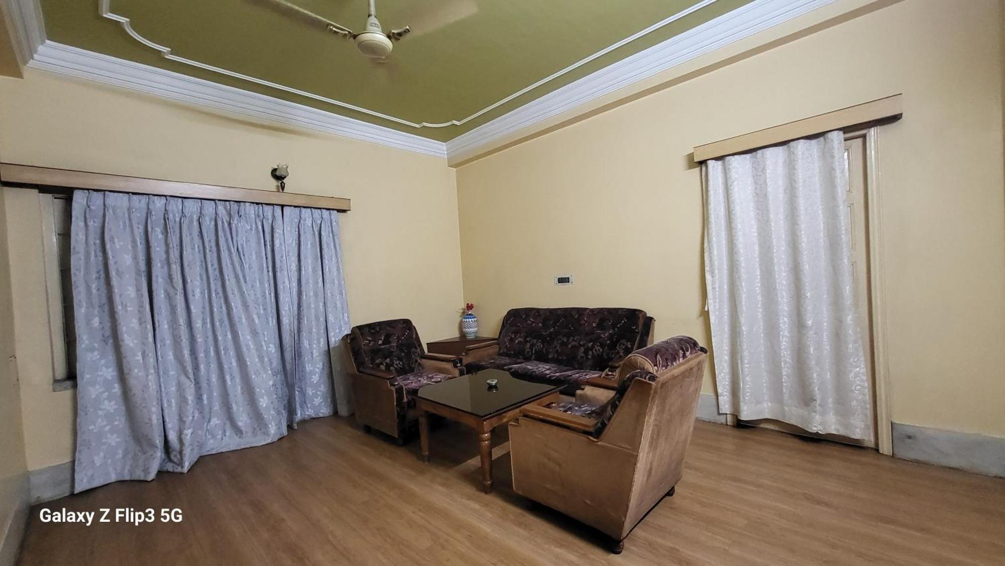 Hotel Sangam Baharampur Luaran gambar